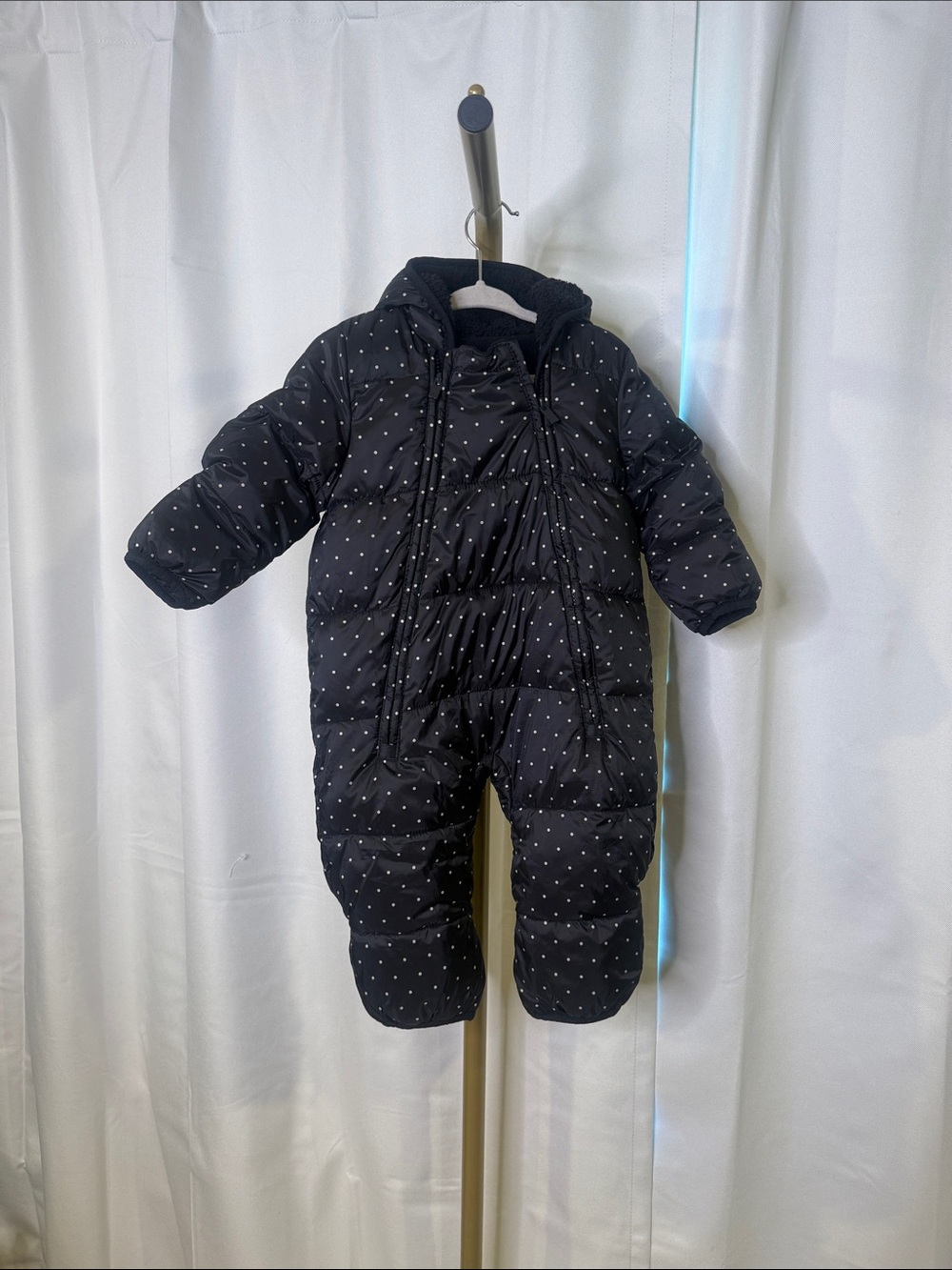 GAP 6-12 Month Black Polka Dot Puffer One-Piece Snowsuit Ears Hooded Ski Cold